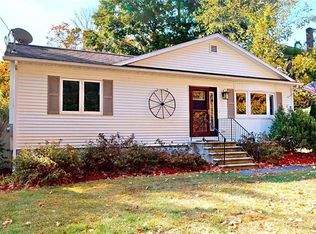 8 Bazeley Ave, Millville, MA 01529