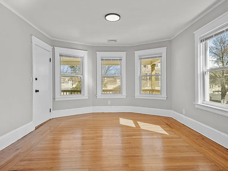 460 Eaton St #1 — Photo 10