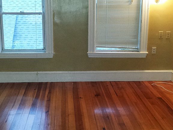 4th image of 164 Franklin St #3rd