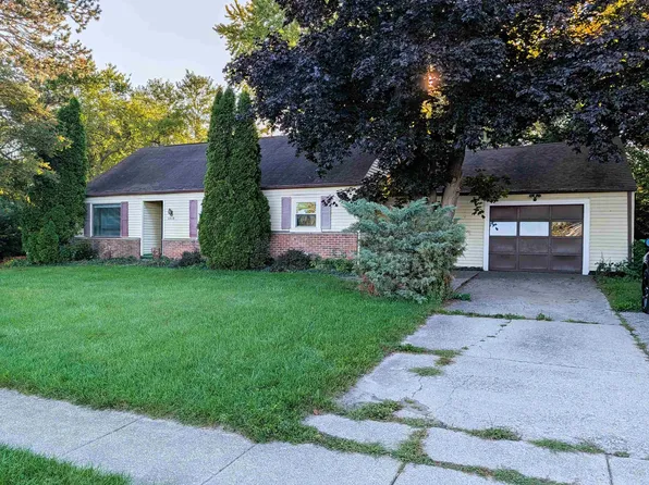 3978 N Michigan Ave, Saginaw, MI 48604