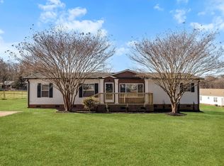 810 Amethyst Ln, Inman, SC 29349