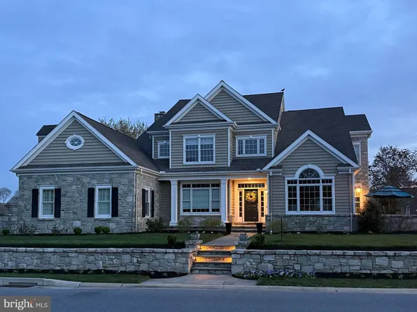 671 Bent Creek Dr, Lititz, PA 17543