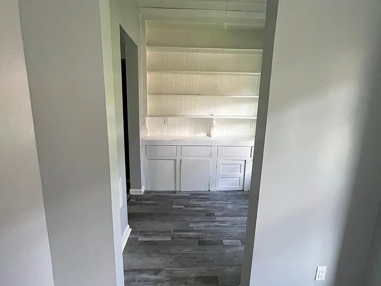 3006 Glenway Ave — Photo 15