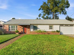 637 10th St, Lake Charles, LA 70601
