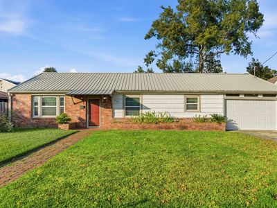 637 10th St, Lake Charles, LA, 70601