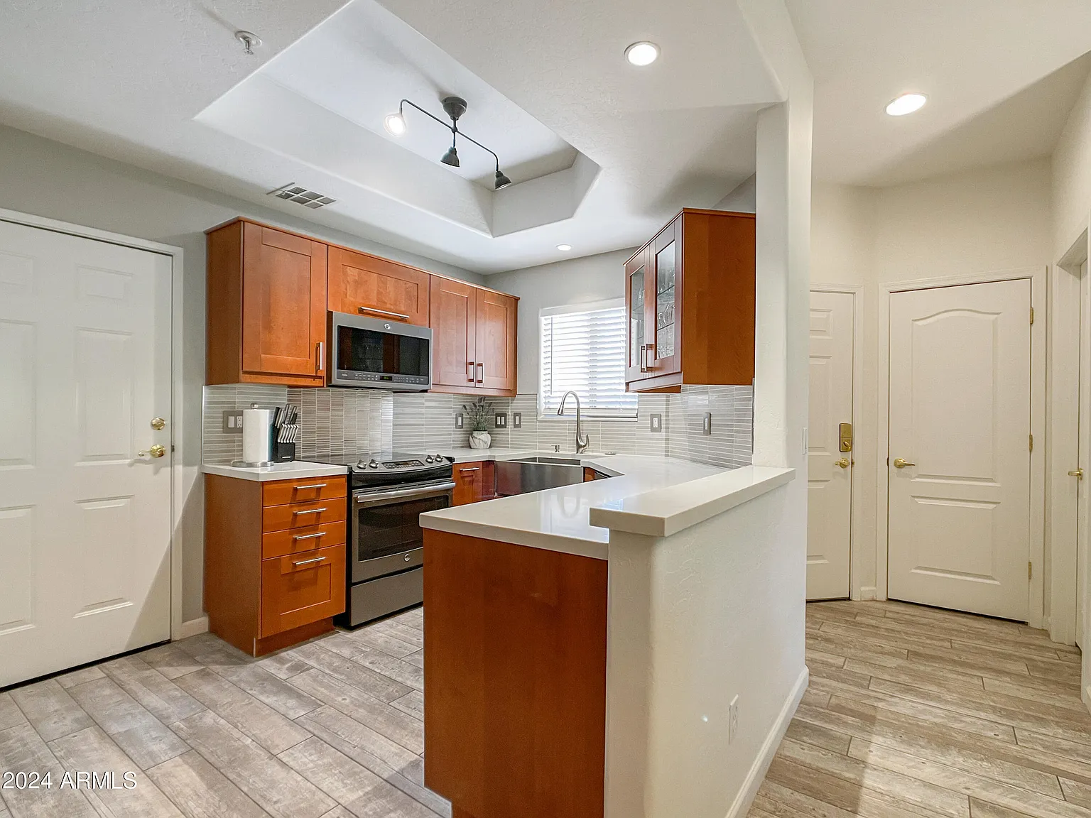 2 bed, 2.5 bath, 1247 sqft, $2,550 — Photo 4