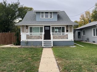 709 9th St NW, Minot, ND 58703