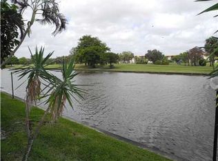 3581 Inverrary Dr APT 106, Lauderhill, FL 33319