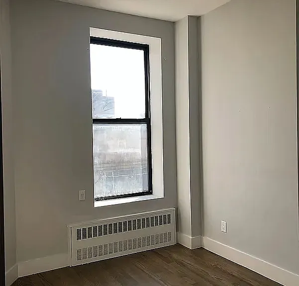2038 5th Ave #4F — Photo 7