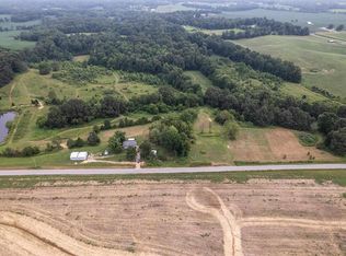 1875 E Harmons Ferry Rd, Utica, KY 42376