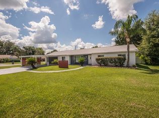 811 Dewolf Rd, Brandon, FL 33511