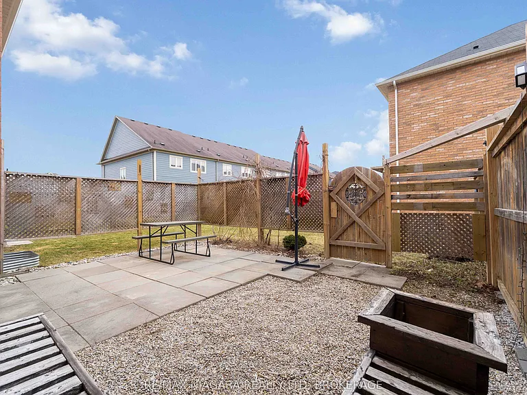 48 Juneberry Rd — Photo 18