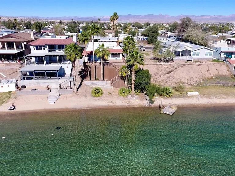 2077 Whitewater Dr — Photo 16
