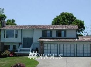 7522 91st St E, Puyallup, WA