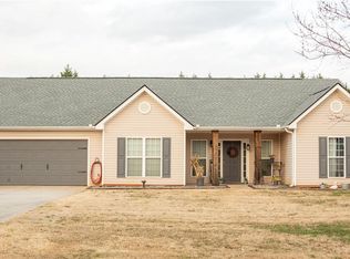 1412 Langdon Park Ct, Winder, GA 30680