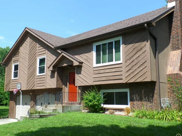 3116 SE Granger St, Topeka, KS 66605