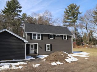 6 Jerry Ln, Granby, MA 01033