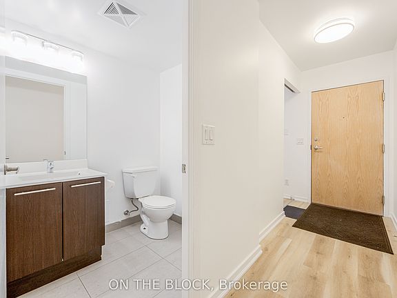 5th image of 38 Joe Shuster Way #302