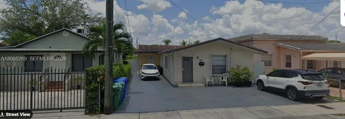 W Flagler Pk — Photo 1