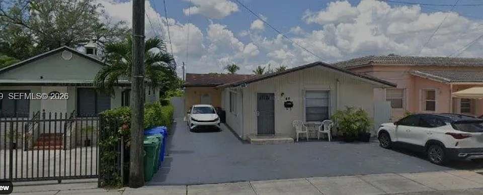 46 NW 58th Ct