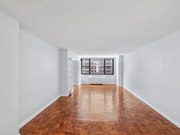 330 West 58th Street image 1 of 24