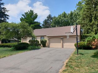 4557 Benderton Ct, Columbus, OH 43220