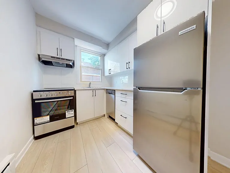 362 McArthur Ave #388-390 — Photo 10