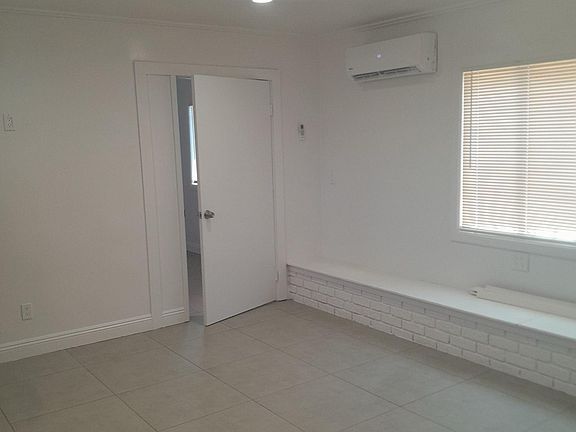 2nd image of 15641 S K St #4