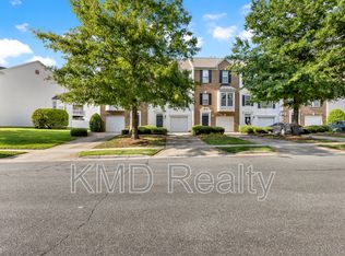 940 Tiger Ln, Charlotte, NC 28262