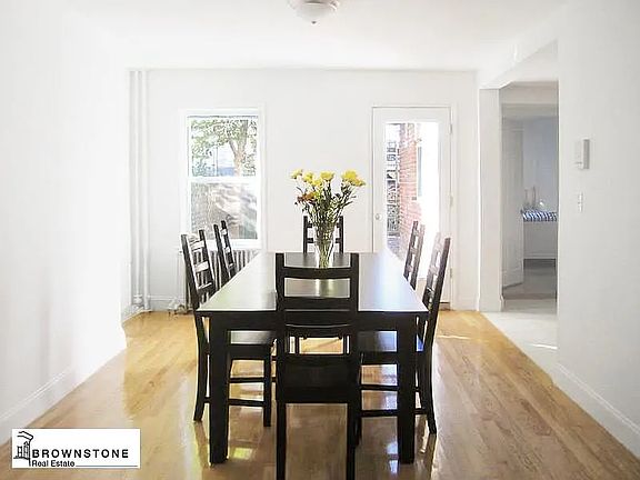 3rd image of 586 Henry St #1