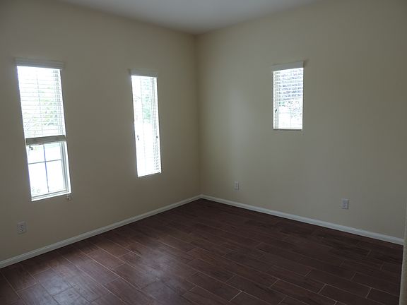 2nd image of 7235 Primrose Ln