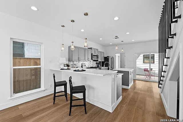117 Carle Ave — Photo 11