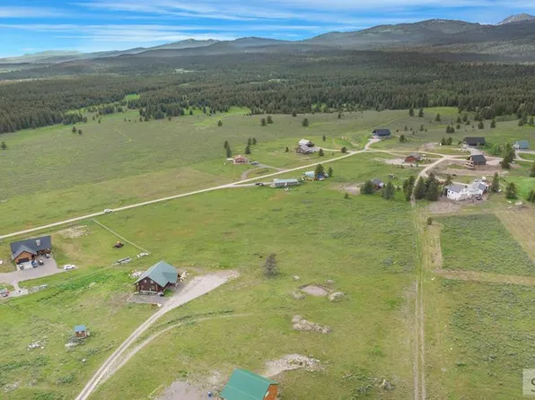 3983 Dirk Dr, Island Park, ID 83429