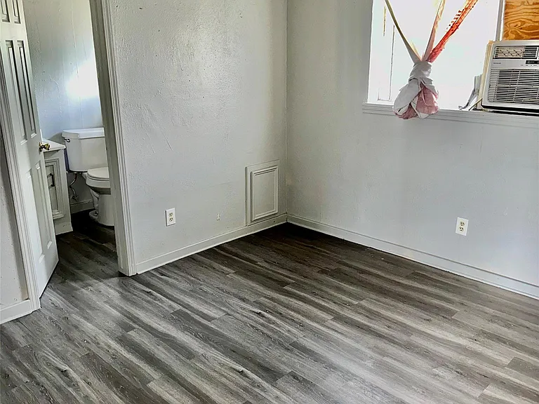 5409 Suez St #3 — Photo 9