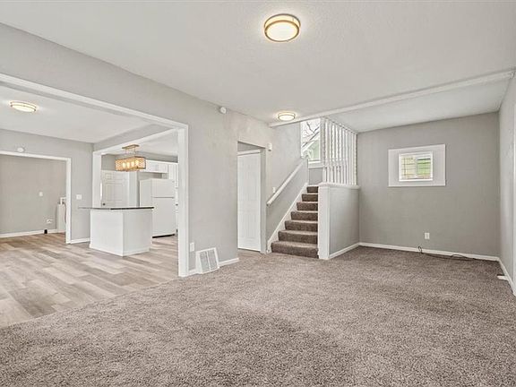 4th image of 3321 E 60th St