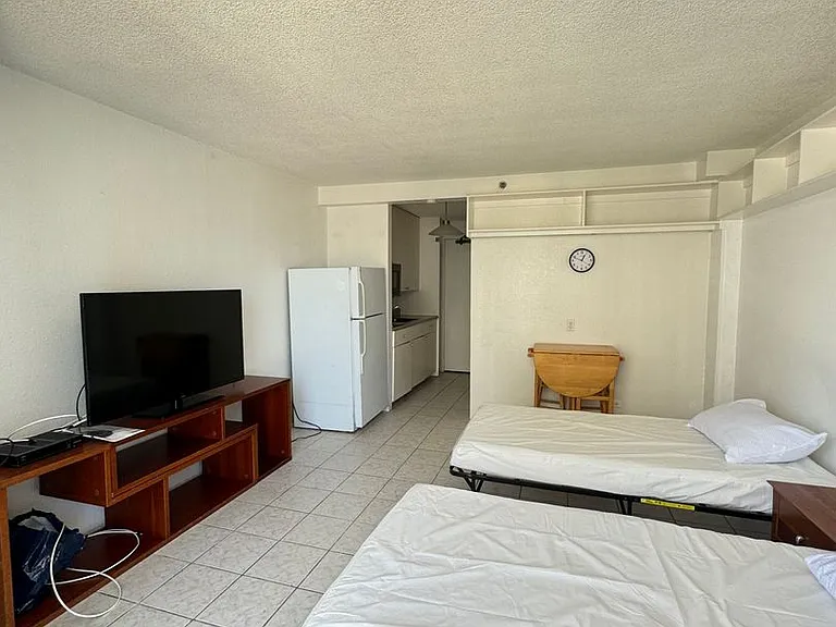 1920 Ala Moana Blvd #1410 — Photo 15