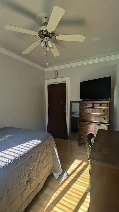 1st image of 4610 Bond St #5