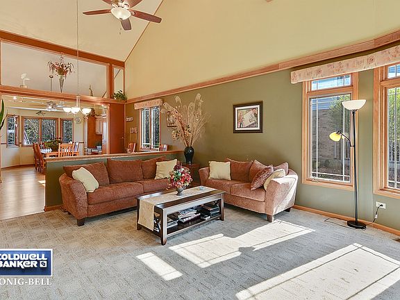 Living Room / Dining Room