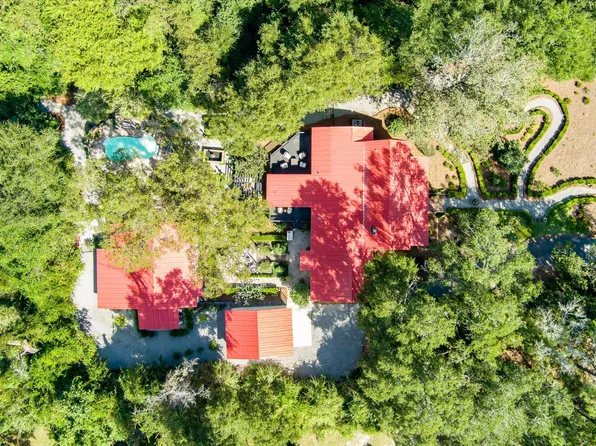 1303 Wichman St, Walterboro, SC 29488