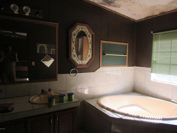 3rd image of 4273 Matties Ln