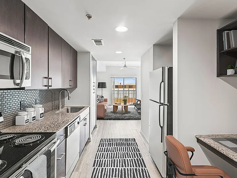 Cottonwood Westside 1-Bedroom Kitchen