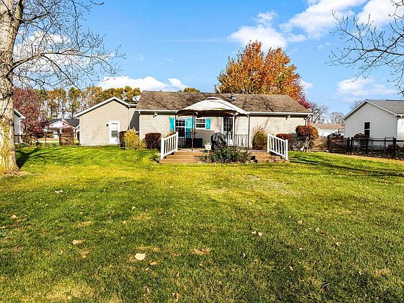 3rd image of 29854 Newcastle Dr