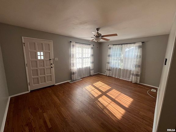 3rd image of 3601 N Twelve Oaks Dr