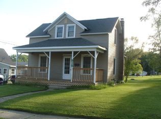 915 N Center St, Bremen, IN 46506