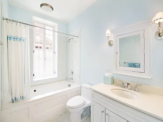 Sold by Sotheby's International Realty | media 8