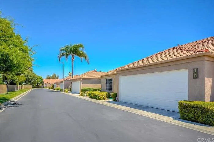 950 Countryside St — Photo 11