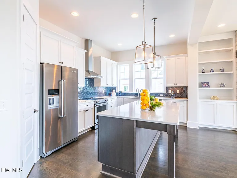 8012 Cotton Rose Ct — Photo 10