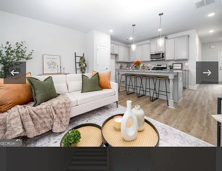 110 Greenview Ct — Photo 5