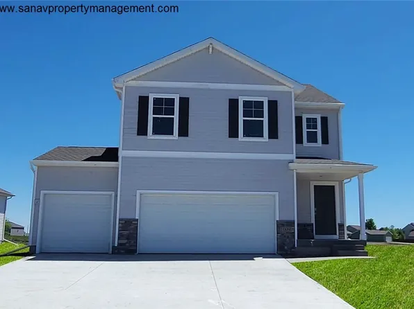 1024 Cove St SE, Bondurant, IA 50035