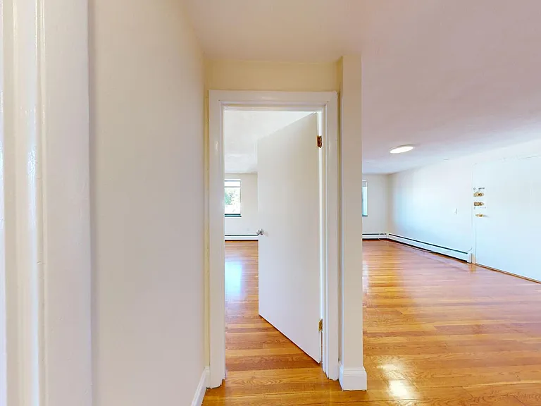 370 Babcock St #3G — Photo 15